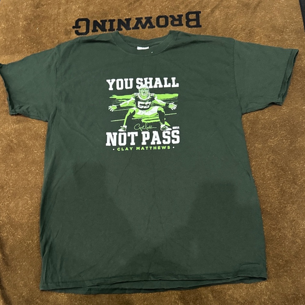 Gildan Dark Green Bay packers shirt!